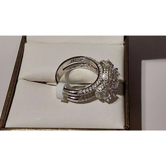 Gorgeous 9.4 Ct. Genuine Diamond Simulant Three Stone Halo Pave Wedding Ring #8 - Picture 4 of 10